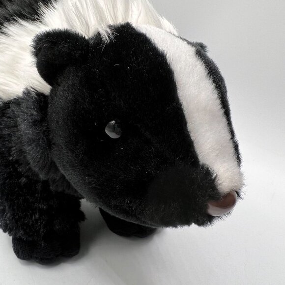 Skunk Cuddlekin 8" By Wild Republic Stuffed Plush Animal Toy Realistic - Picture 2 of 11